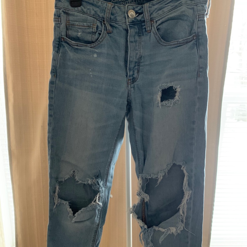 Light blue tom girl jeans, distressed
